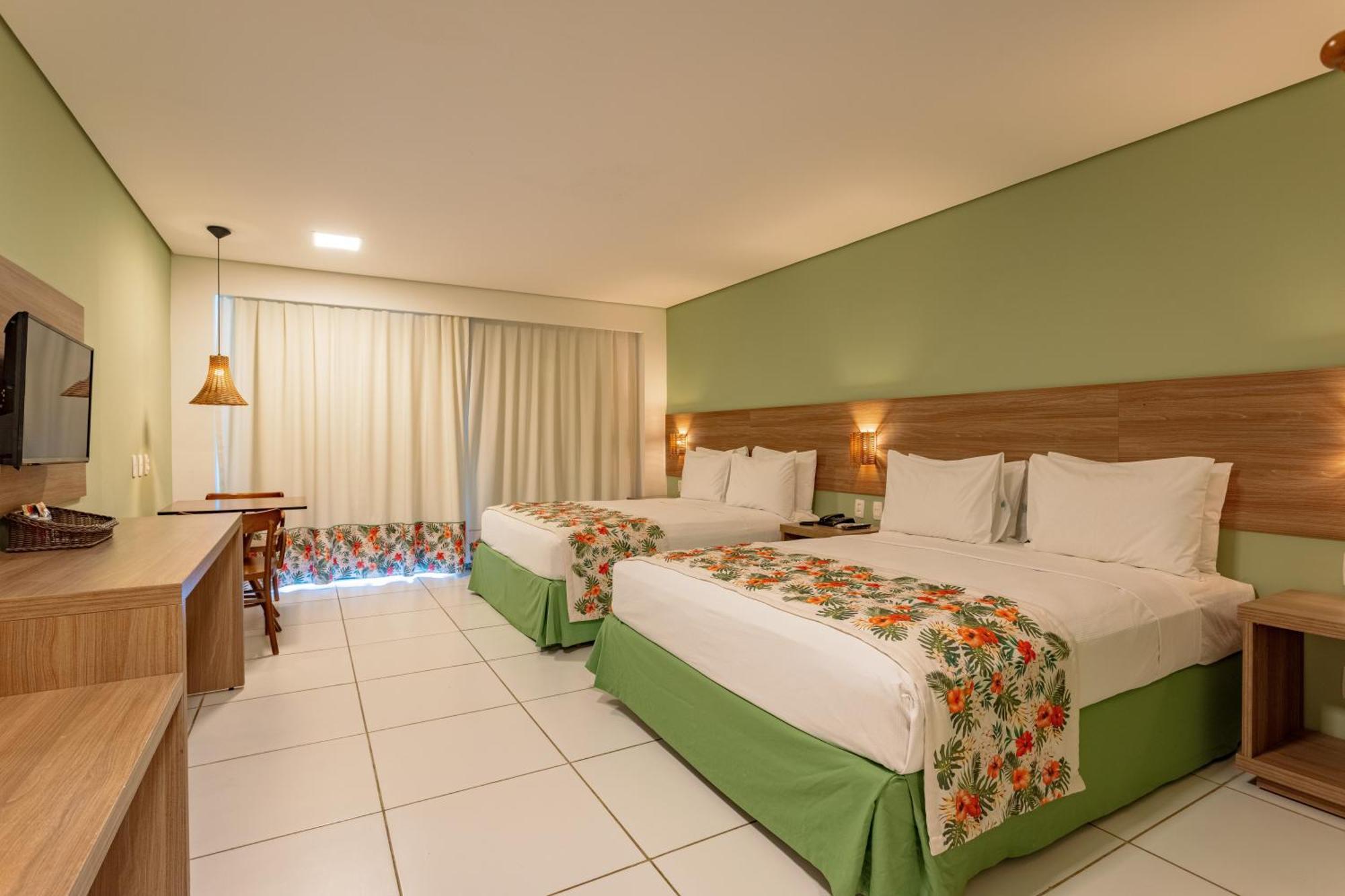 Quarto Quádruplo Superior (4 Adultos)